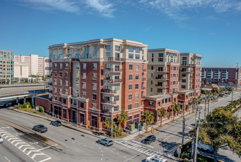 Bee Street Lofts – Building Enclosures, Repair and Renovation – Multi-Family Construction